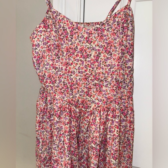 Tinseltown Small Floral Dress EUC - Picture 2 of 8